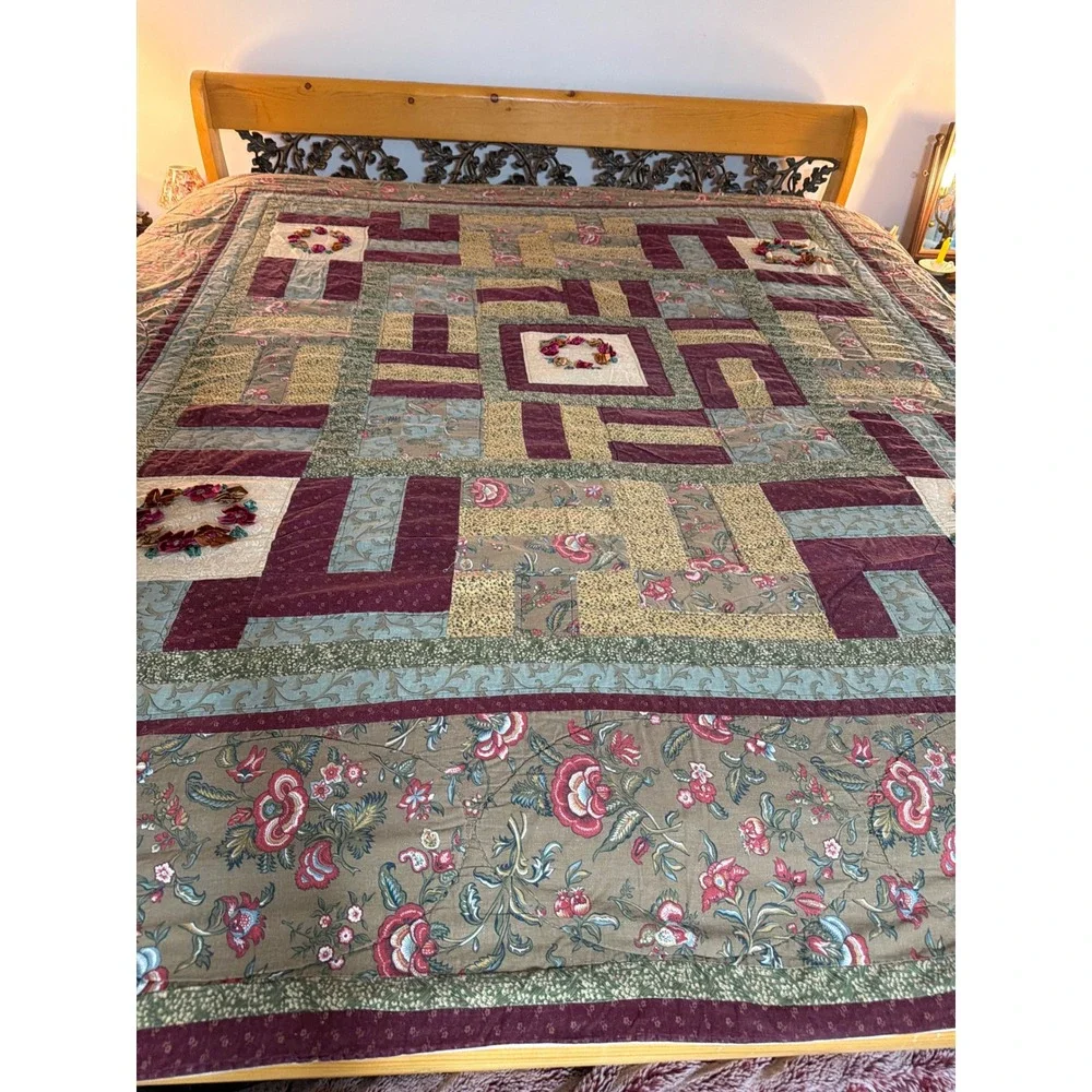 Vintage Handmade Patchwork Floral Quilt Burgundy Sage‎ Green Ribbon Work Wreaths